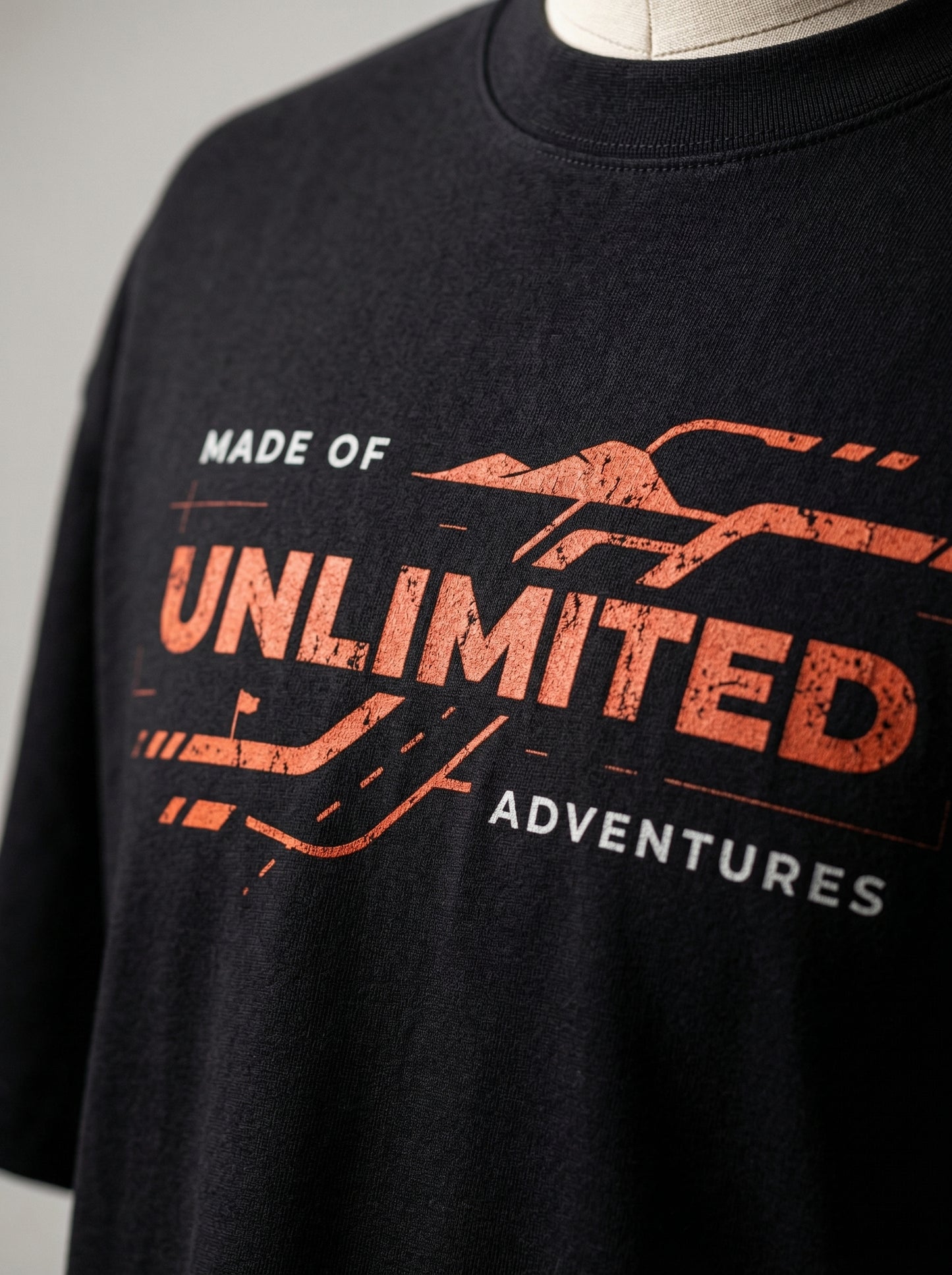 UNLIMITED — OVERSIZED TEE